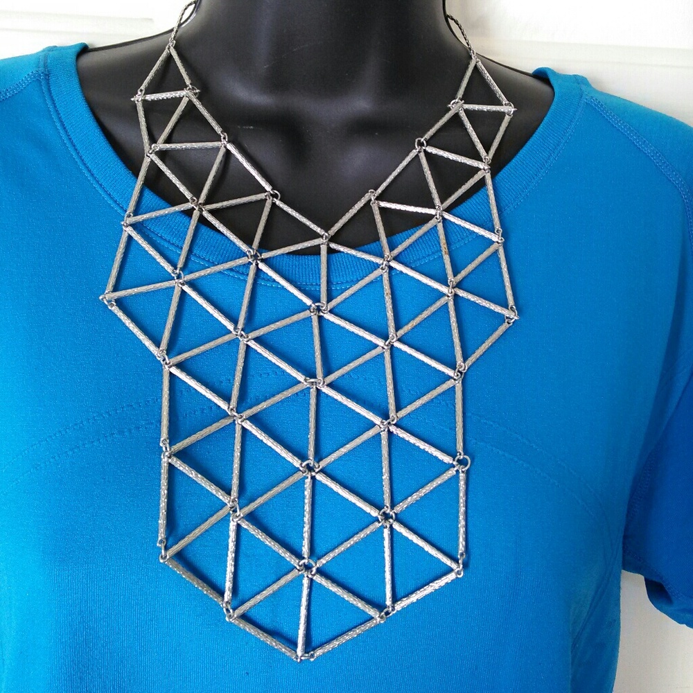 FASHION JEWELRY NECKLACE